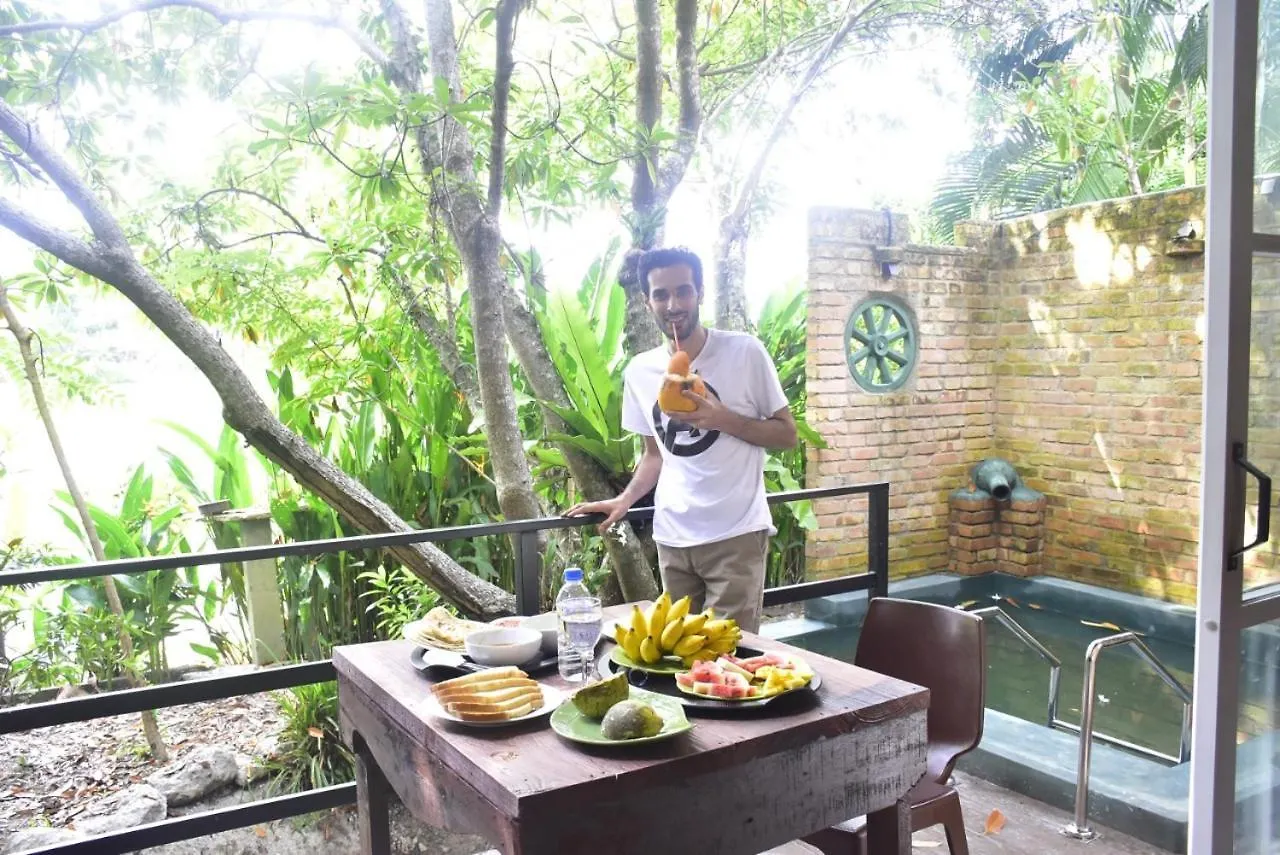 Airport Villa Kamatha -Foreign Booking Only Katunayaka